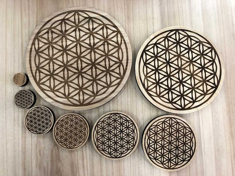 Flor de la Vida Tallada en Madera 25cm